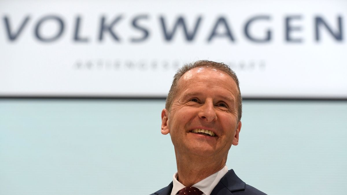 Diess zůstane v čele Volkswagenu. Akcionáři jsou spokojeni, že vede firmu k elektromobilitě